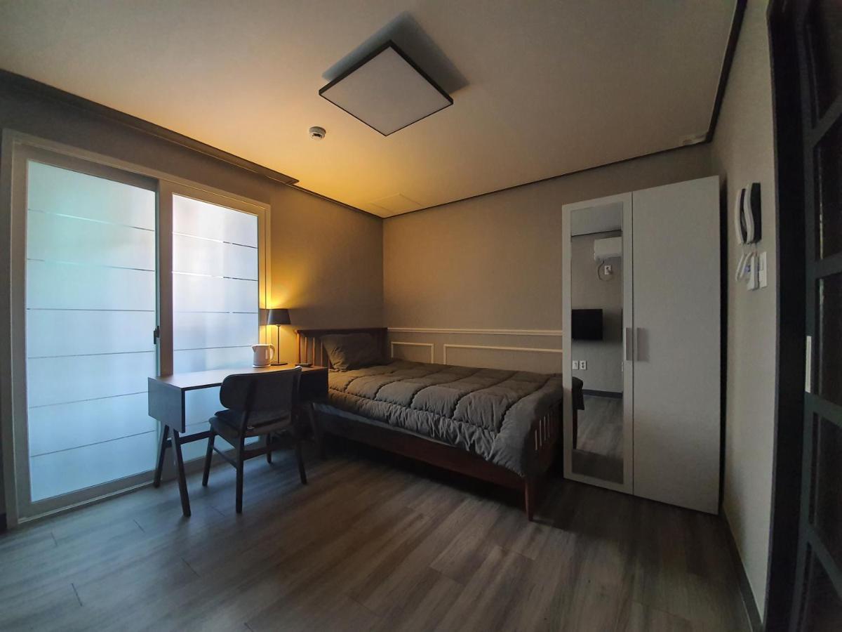 Hôtel House Of Gallery In Anjirang à Daegu Extérieur photo
