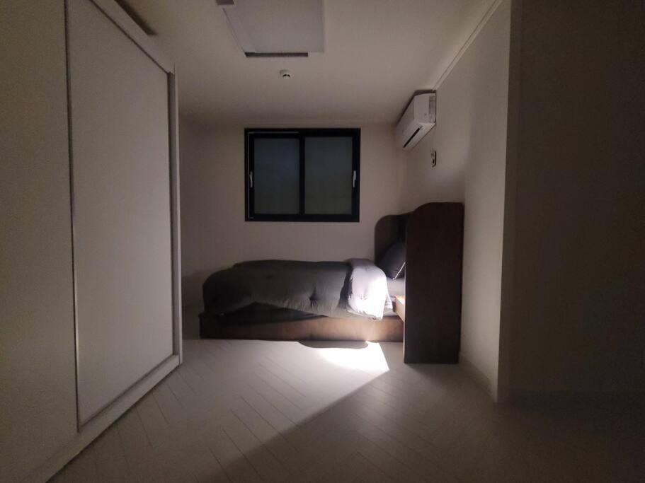 Hôtel House Of Gallery In Anjirang à Daegu Extérieur photo